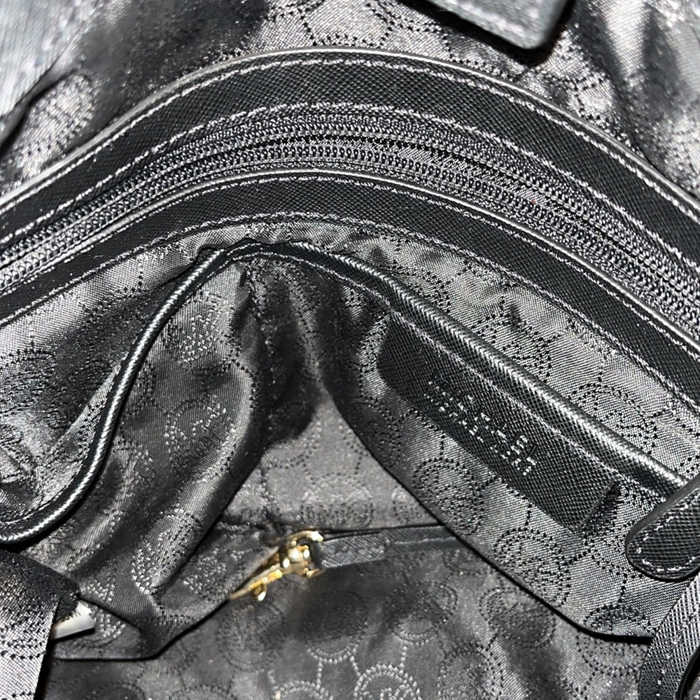• Black Michael Kors Hamilton Leather Tote - Picture 16 of 17